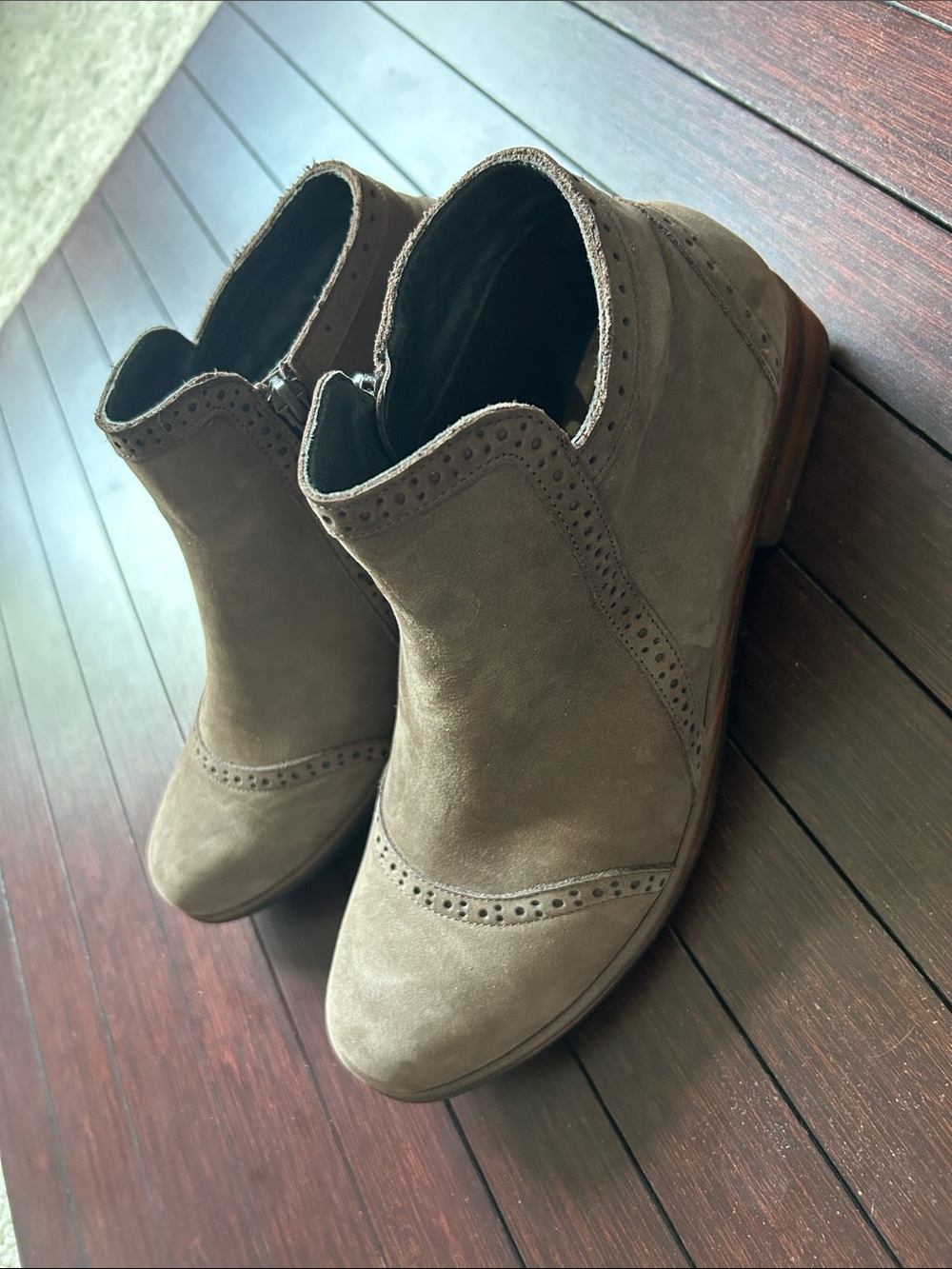 Naot ankle booties 41